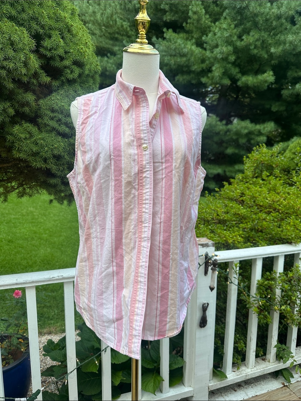 LL BEAN size Large Sleeveless Pink Stripe Button-Front Women's Top